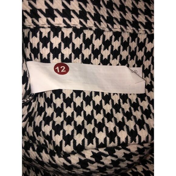 Zara Academia Regency Classic Black & White Houndstooth Puffy Sleeves Dress - Picture 9 of 11